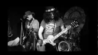 FansNroses - WELCOME TO THE JUNGLE - Guns n' roses Cover Band