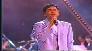 Amigos 1997 - Leandro & Leonardo cantam "Pense em Mim" - Rede Globo 30/12/1997