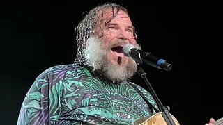 Tenacious D - Tribute (Sept. 2022 @ Milwaukee, WI) - Jack Black & Kyle Gass performing live