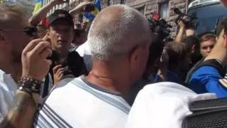 Мочи ментов. 19.08.2013