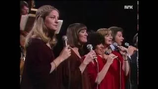 Swingle II (The Swingle Singers) - Organ Fugue - Live in Norway 1978