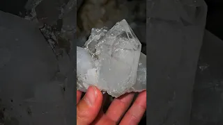 This gives me a strange effect ✨️💎✨️ #switzerland #crystals #viral