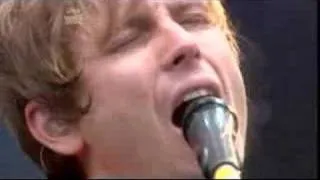 Franz Ferdinand performing Outsiders