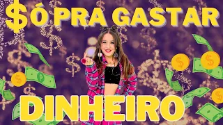 SÓ PRA GASTAR DINHEIRO (Clipe Oficial) - Marcela Jardim