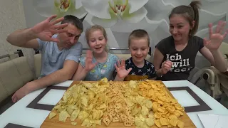 МУКБАНГ ГОРА ЧИПСОВ ДЛЯ БОЛЬШОЙ СЕМЬИ #mukbang #stepfamily