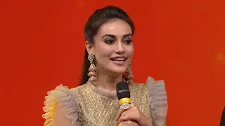 Surbhi Jyoti Receiving Award for Naagin 3