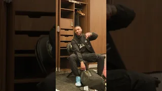 "I ain't old" - Damian Lillard & LeBron James share funny moment before #NBAAllStar! 🤣🤣|  #Shorts