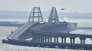 La Russie accuse l'Ukraine d'avoir mené l'attaque contre le pont de Crimée