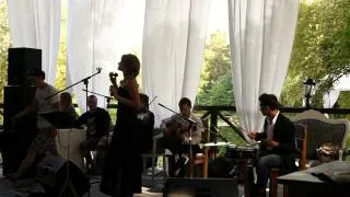 Julia Miroshnichenko, lead vocal of KOMILFO BAND, Wedding Party