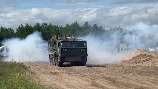 ATS-59 G sowjetischer Raupenschlepper Panzer Tank