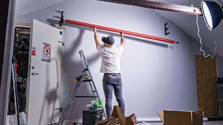 A MOTORISED BACKDROP IN THE STUDIO