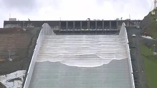 Raw Video: Oroville Dam Spillway Initial Water Test