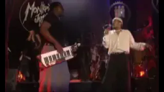 Earth, Wind & Fire / Beijo (AKA Brazilian Rhyme) Live Montreux 1997