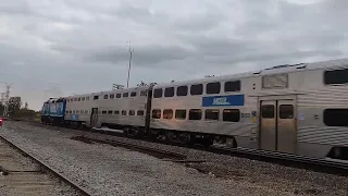 Metra Train going Inbound up close passing the Spaulding Junction, IL on a Cold Day. 10/13/22