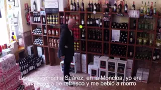 Cámara Oculta: Reacciones a una botella de vino con la voz de Ramón Langa