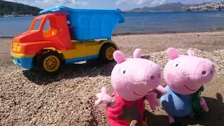 Свинка Пеппа  Игры для детей на пляже