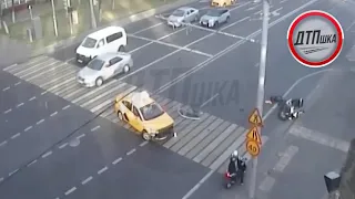 Такси vs Мотоцикл