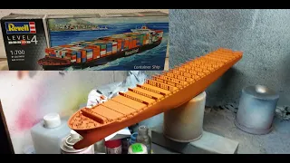 Colombo Express Container Ship build Pt1