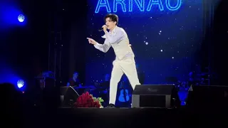 Dimash gets the crowd going crazy