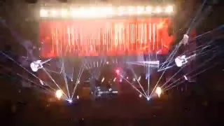 Paul McCartney "Live and Let Die" - Wings-  4/13/16 - Fresno, CA @ Save Mart Center