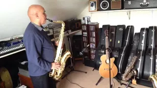 I will always love you. (We) Dolly Parton / Cover on tenor sax).