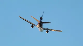 FedEx DC10 takeoff