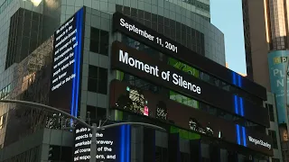 Vingt ans du 11-Septembre: minute de silence à Times Square | AFP Images