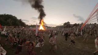 ozora 2022  run towards main stage.