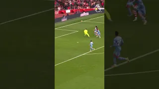 HEROIC goal line clearance! Pep’s reaction 😂