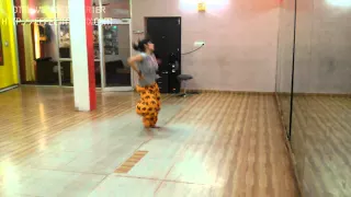 Radha Nachegi dance performance.. D-villa Dance Institute Raipur ( Bhumika Sao )