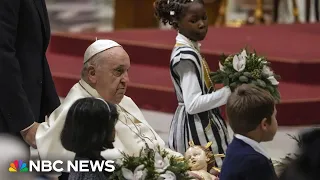 Watch full Christmas Eve Midnight Mass from the Vatican