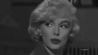 Marilyn Monroe- Dumb Blonde "Watch Me Prove You Wrong"