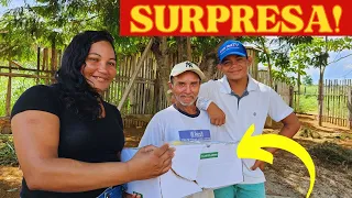 DEUZA E SEU ANTÔNIO CATADOR RECEBEM UMA GRANDE SURPRESA!