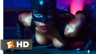 Catwoman (2004) - Catwoman on Stage Scene (6/10) | Movieclips