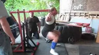 Derek Poundstone Car Squats   (700lbs)   2009