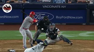 Jared Walsh crushes a game-tying grand slam in the 9th off of Aroldis Chapman