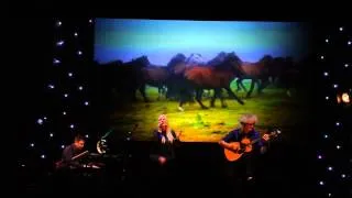 Brian May & Kerry Ellis - Something