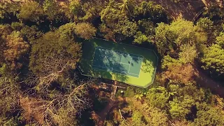 Iguana Lodge - Tennis Court