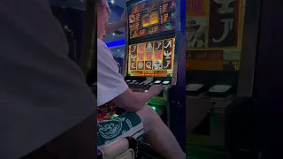Мелстрой играет в казино на Сейшелах ВЫБИЛ ДЖЕКПОТ!