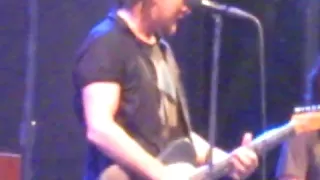 pearl jam - eddie started crying before singing come back - berlin 30.6.2010