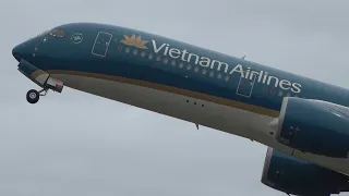 Vietnam Airlines Airbus A350-900 VN-A888 Landing and Takeoff