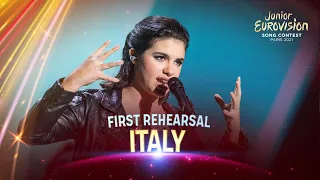 Elisabetta Lizza - Specchio (Mirror On The Wall) - First Rehearsal - Italy 🇮🇹 - JESC 2021