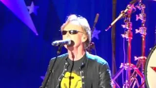 Richard Page of Mr. Mister - Kyrie on Ringo Starr Tour 2014