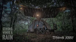 SOLO MOTOCAMPING IN RAINFOREST, STRONG WINDS & RAIN, TYPHOON JENNY, SILENT VLOG