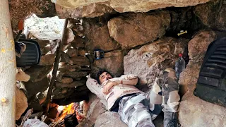 Build a cozy cave with a  Fireplace by day, Bushcraft  Camping, outdoor cooking.  Adventure, DIY |