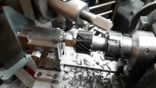 Cutting a helical gear on an Elliott 10M shaper