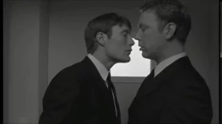 Screenkiss Mads Mikkelsen & Mikael Persbrandt in Nu [Now]