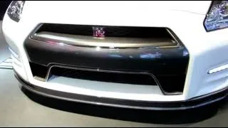 ►2014 NEW Nissan GT R Black Series   Exteriror and Interior Walkaround   2014