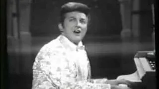 Liberace in London 60's Imp. Dream