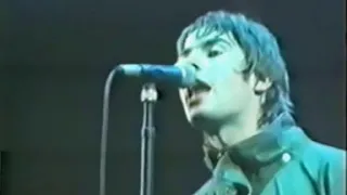 Oasis - Glastonbury 1995   It's Good to Be Free